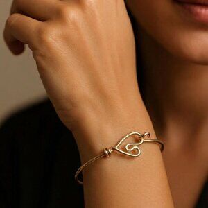 Heart Bangle bracelet, Dainty bracelets, Gold heart thin bracelet, Bracelet Mini